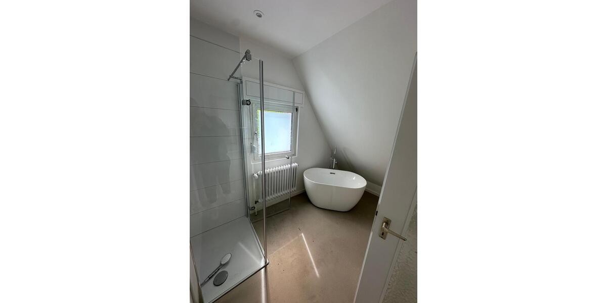 Dachgeschoßwohnung Ludwigshafen am Rhein Edigheim - 3 Zimmer, 84 m&sup2;, 924&euro; | Angebot:26163151