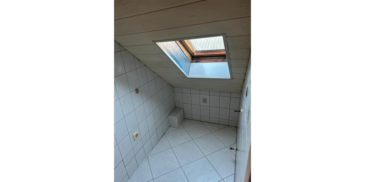 Mehrfamilienhaus, Wohnhaus Ludwigshafen am Rhein Ludwigshafen-Hemshof - 6 Zimmer, 166 m&sup2;, 418.000&euro; | Angebot:26786243