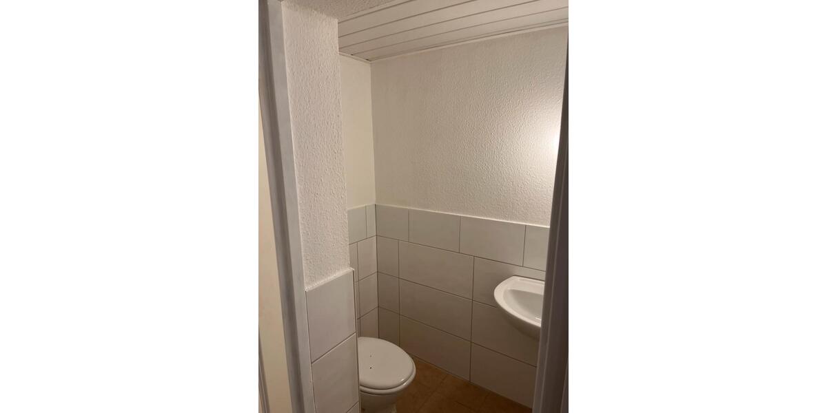 Etagenwohnung Nußloch - 4 Zimmer, 90 m&sup2;, 1.600&euro; | Angebot:26022103