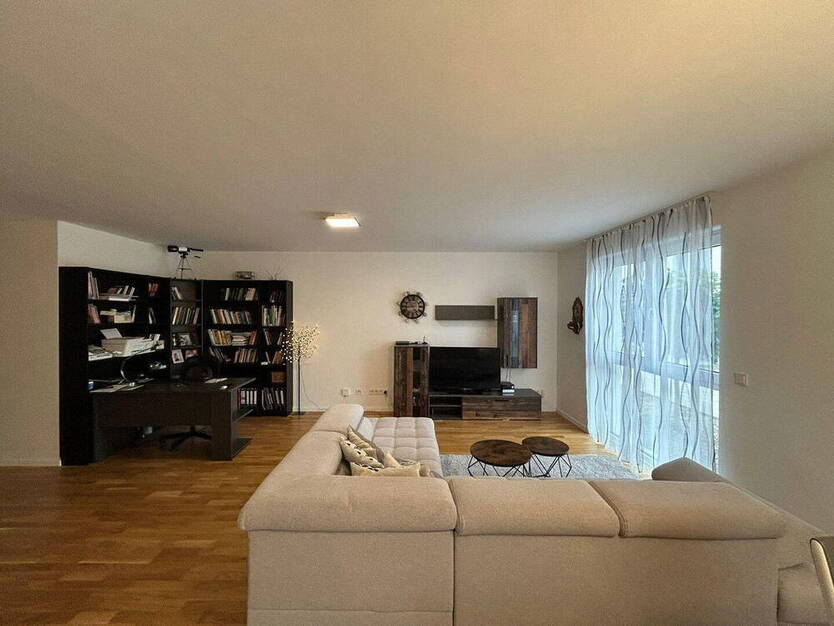 Leben und Wohlfühlen am Fronhof - Moderne 3-Zimmer NeubauWohnung mit Balkon
