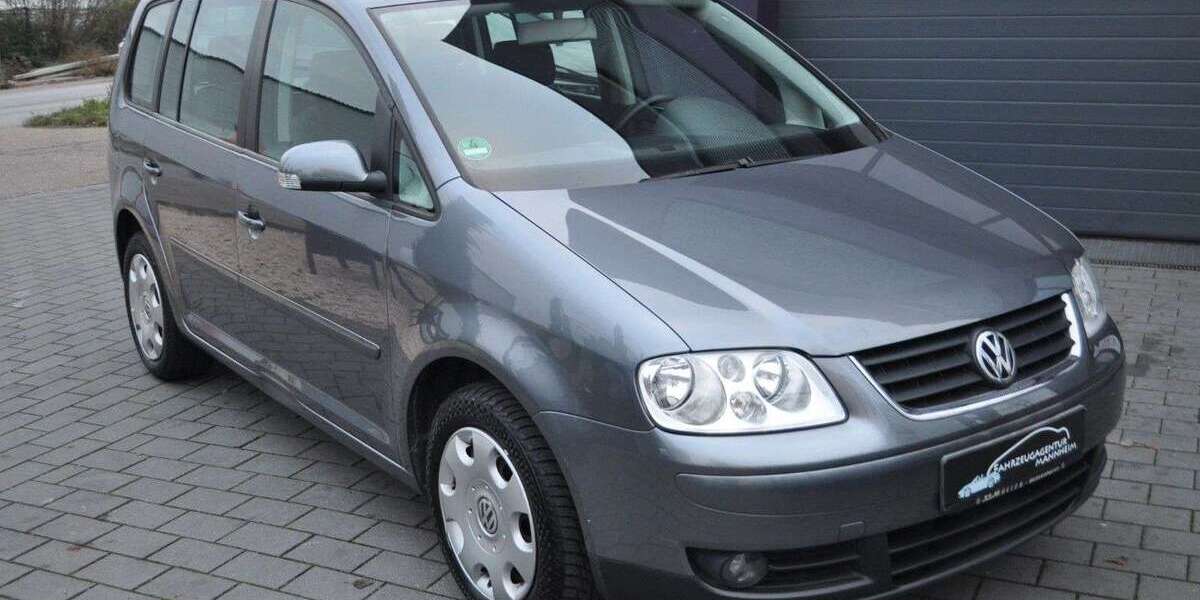 VW Touran 108.000 km 5.950 &euro; Mannheim 68305