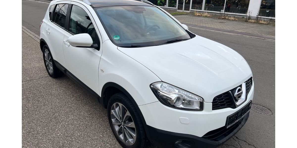 Nissan Qashqai 179.726 km 5.700 &euro; Hockenheim 68766
