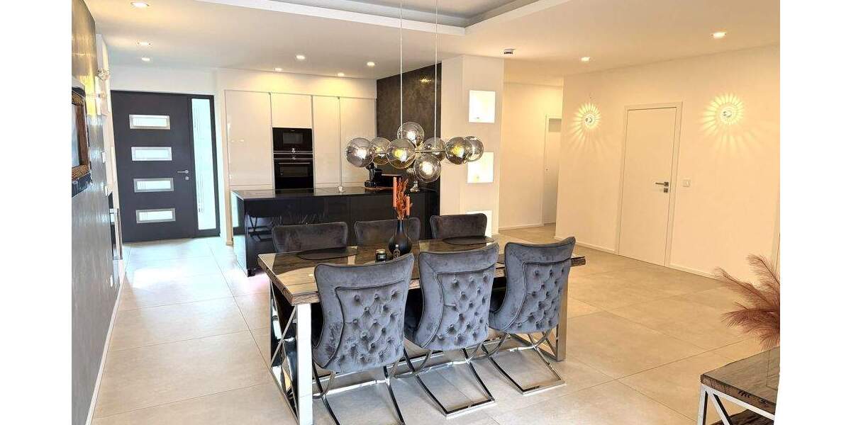 Etagenwohnung Worms Innenstadt - 4 Zimmer, 135 m&sup2;, 1.490&euro; | Angebot:25360545