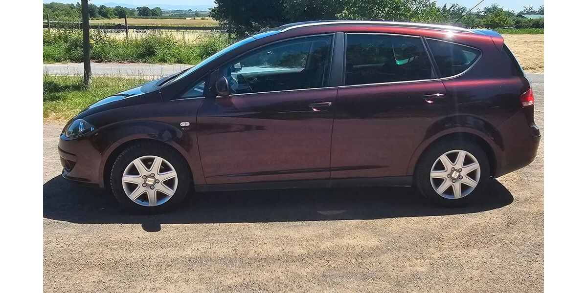 Seat Altea 218.000 km 2.450 &euro; Mertesheim 67271