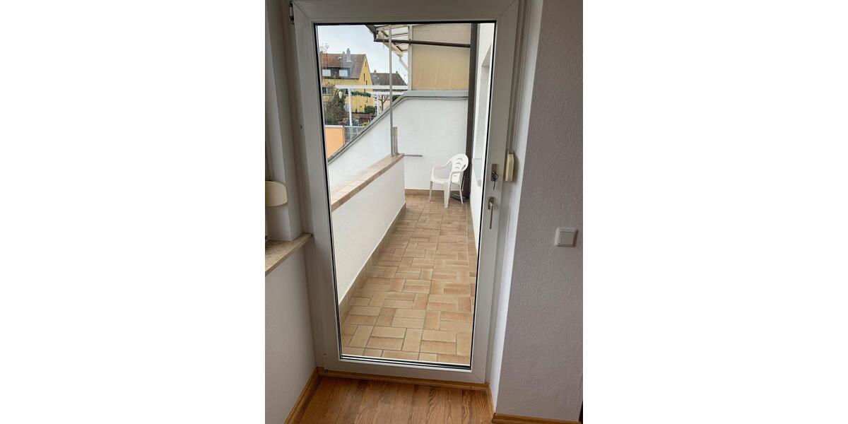 Erdgeschoßwohnung Ludwigshafen am Rhein Ludwigshafen-Hemshof - 1 Zimmer, 61 m&sup2;, 630&euro; | Angebot:26271426