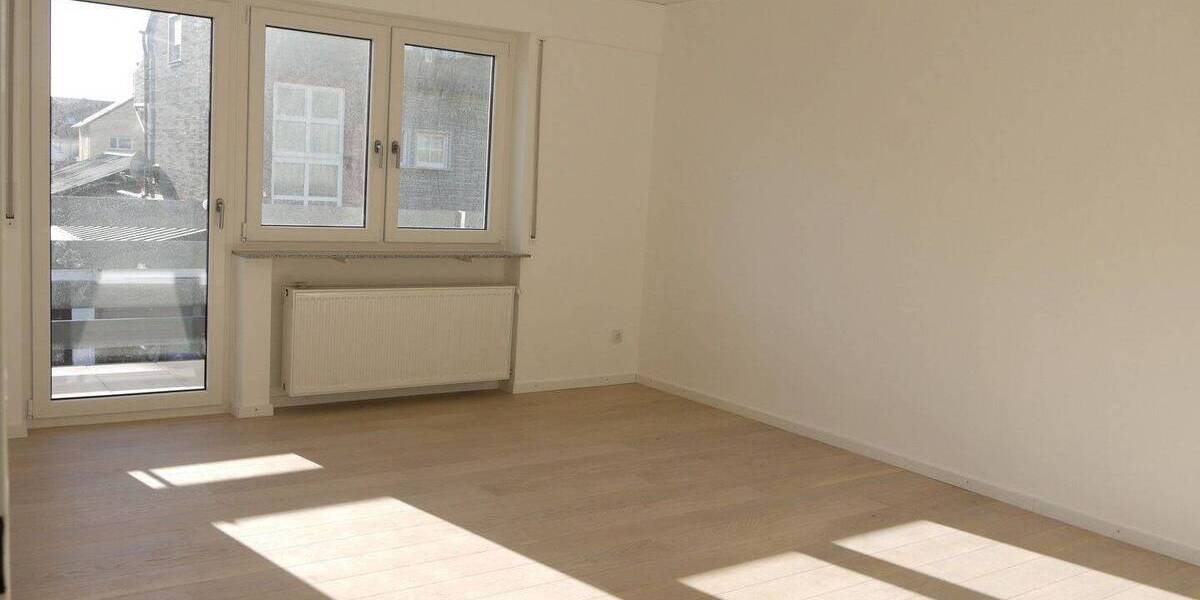 Etagenwohnung Kleinniedesheim - 3 Zimmer, 87 m&sup2;, 1.000&euro; | Angebot:25995823