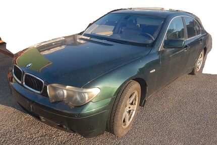 BMW 745