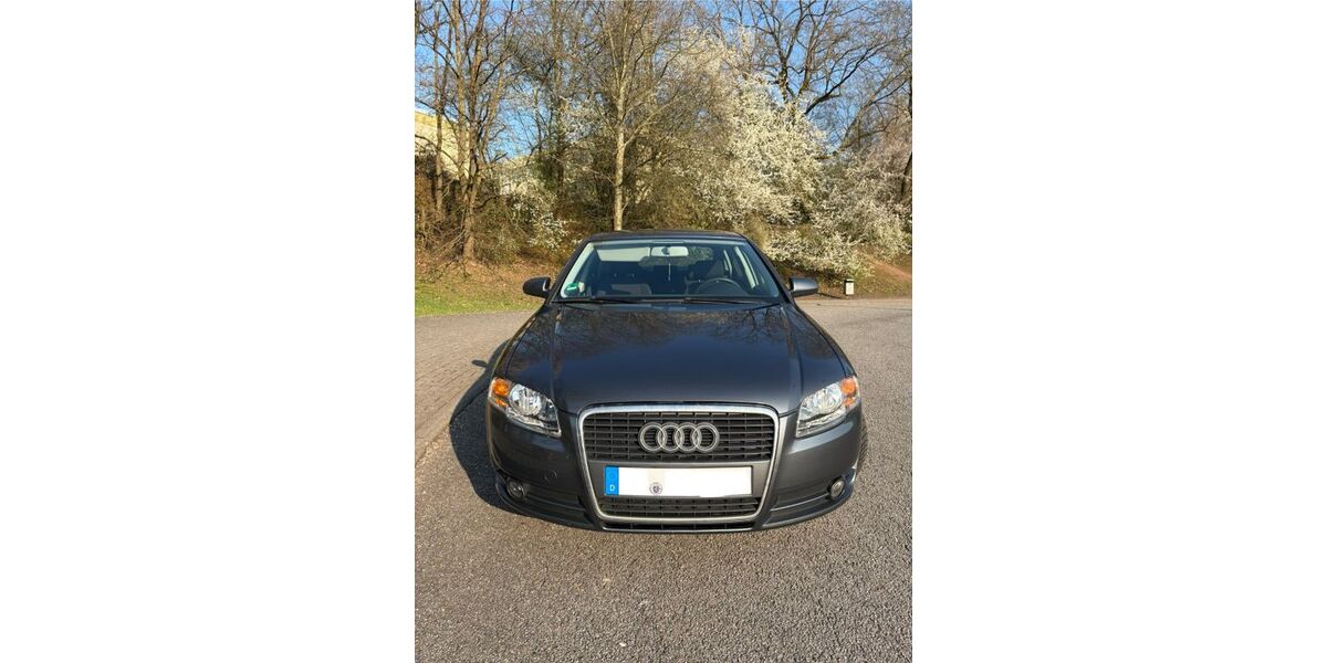 Audi A4 136.000 km 4.900 &euro; Fürth 64658