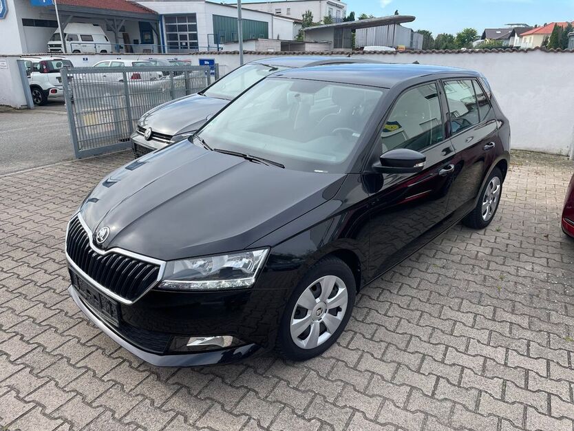 Skoda Fabia 45.000 km 15.990 € Weinheim 69469