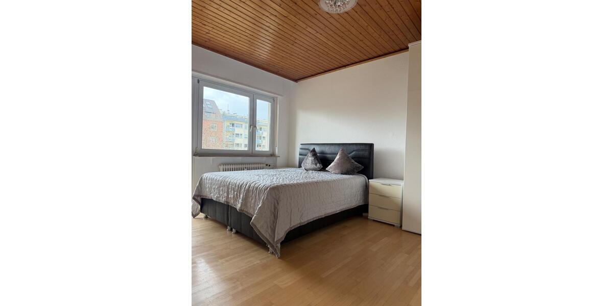 Etagenwohnung Mannheim Fahrlach - 2 Zimmer, 73 m&sup2;, 1.200&euro; | Angebot:26241669