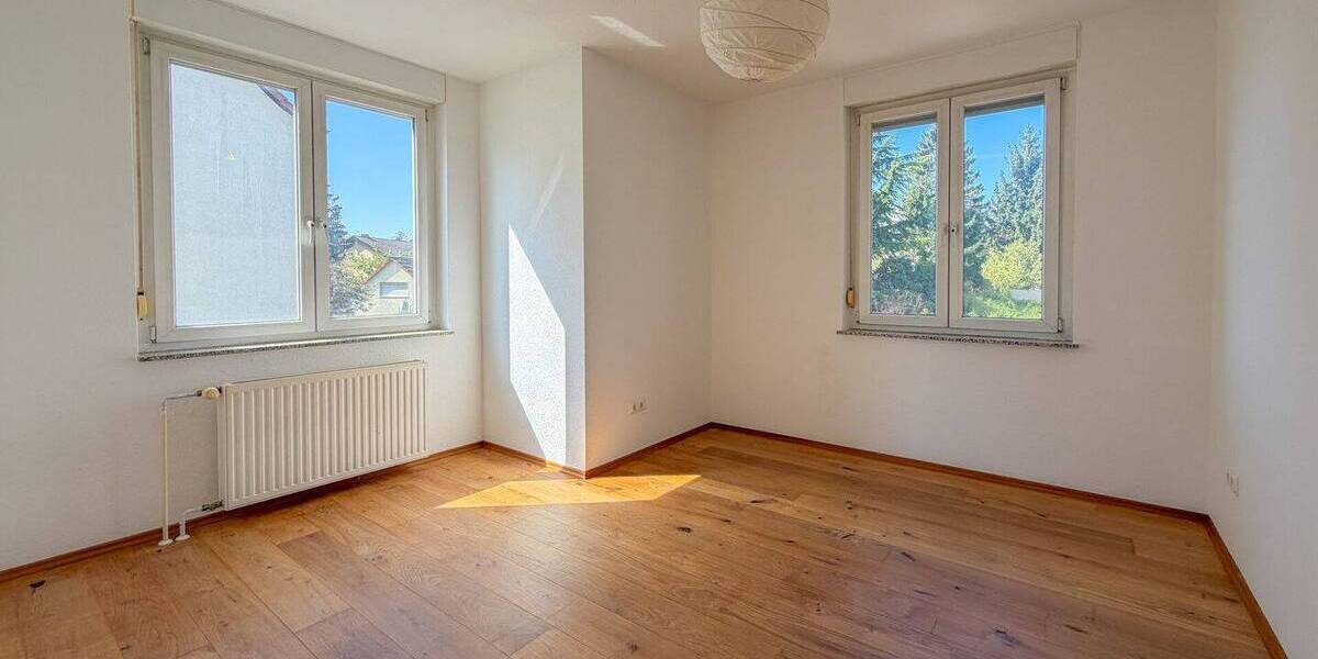 Einfamilienhaus Mannheim Neckarau - 6 Zimmer, 176 m&sup2;, 1.900&euro; | Angebot:26203550
