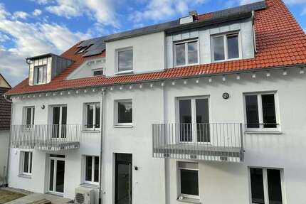 Wohnung Philippsburg Huttenheim - 2 Zimmer, 79 m&sup2;, 1.152&euro; | Angebot:26583789