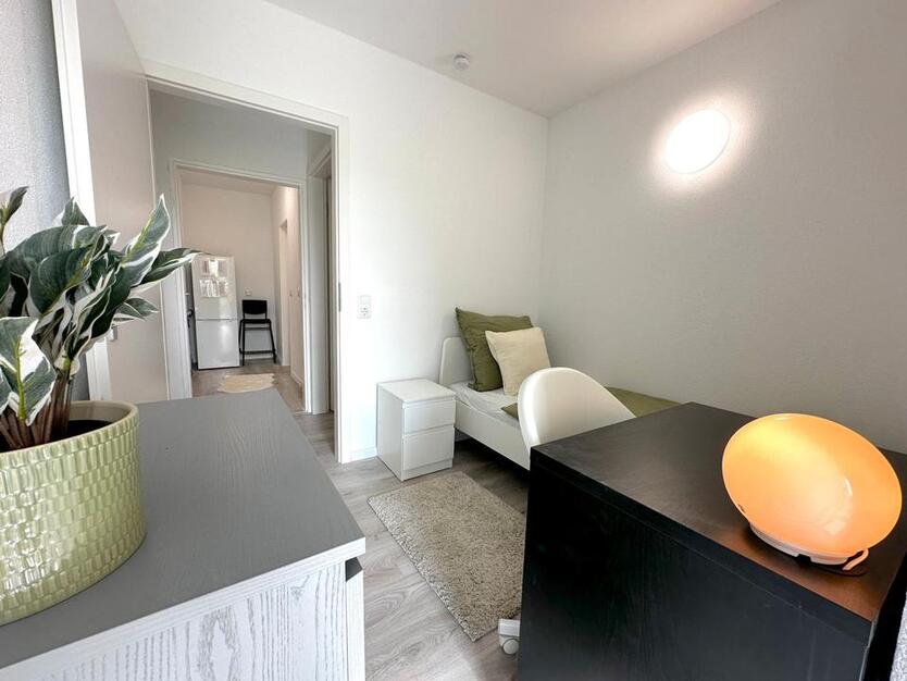 MÖBELIERT: Moderne helle 2-Zimmer-WG mit Balkon in Mannheim