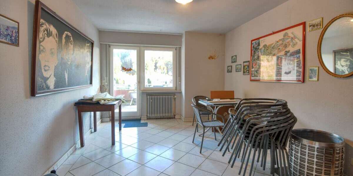 Ehemaliges Gasthaus mit 3 Einzelzimmer & 5 potentiellen Wohnungen inkl. Gaststätte und Parkplätze - Gewerbeobjekt Neckarsteinach | Angebot:26059021