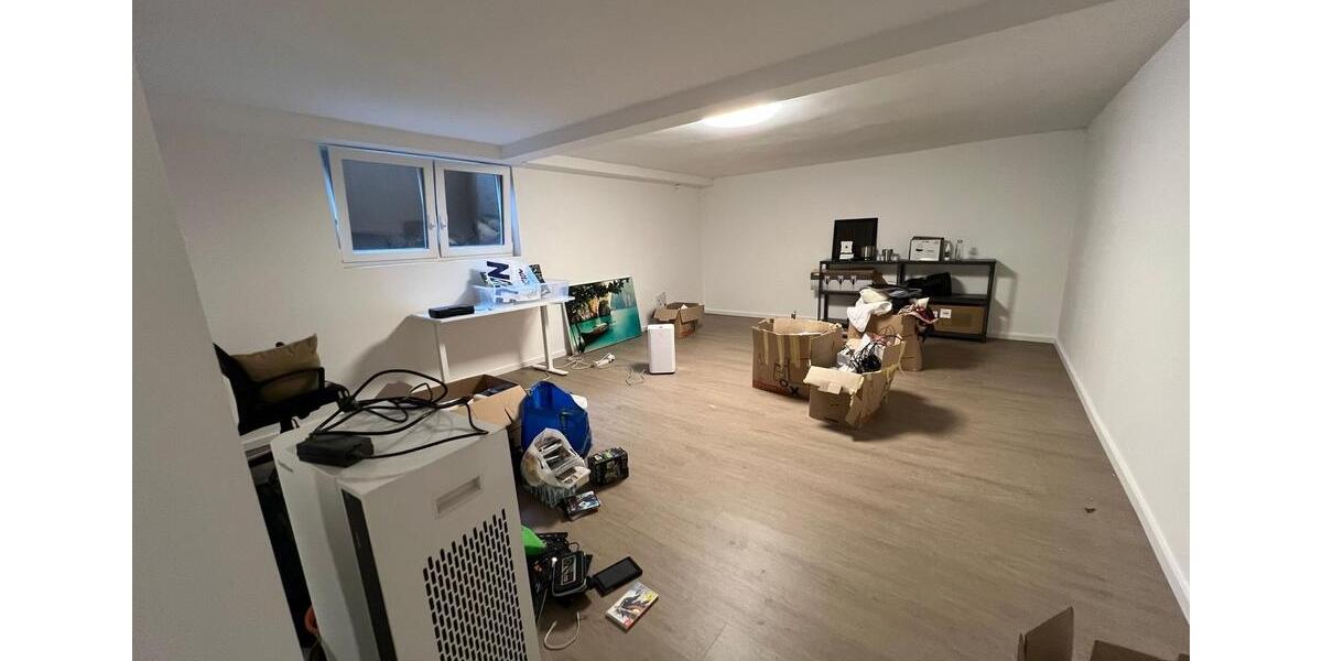 Etagenwohnung Ludwigshafen am Rhein Ludwigshafen-Oggersheim - 3 Zimmer, 127 m&sup2;, 1.100&euro; | Angebot:26224947