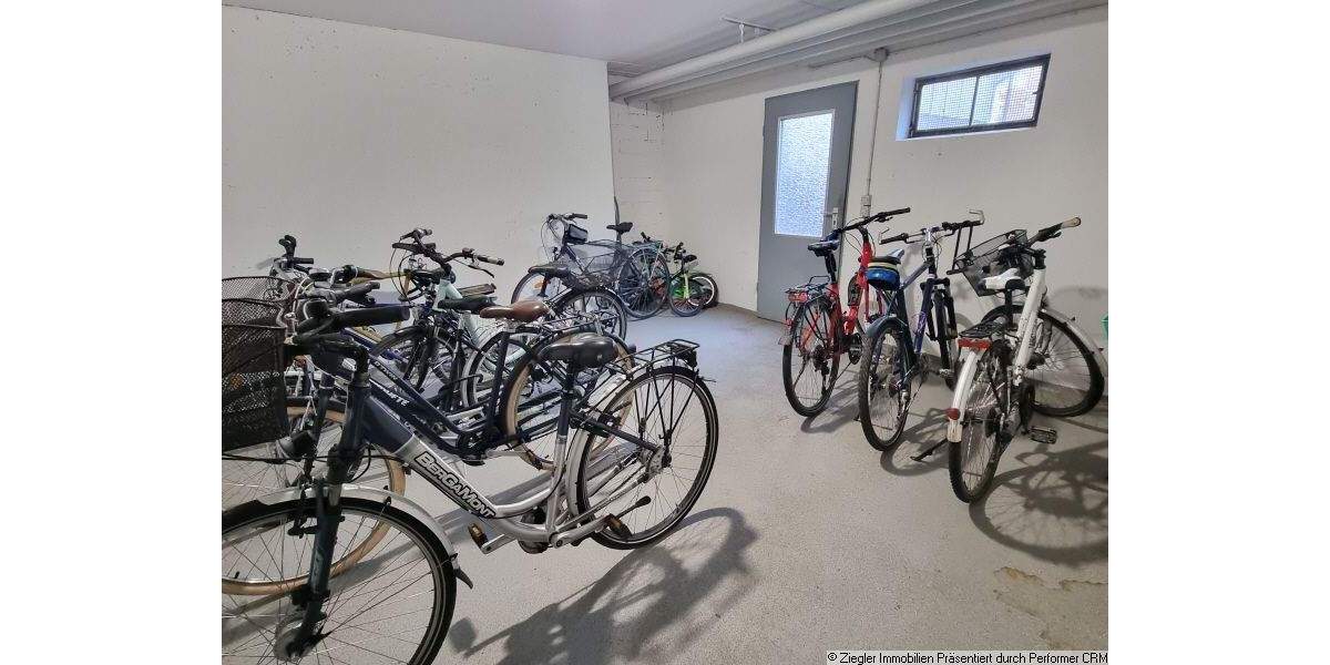 Etagenwohnung Edingen-Neckarhausen Edingen - 2 Zimmer, 64 m&sup2;, 210.000&euro; | Angebot:25734337