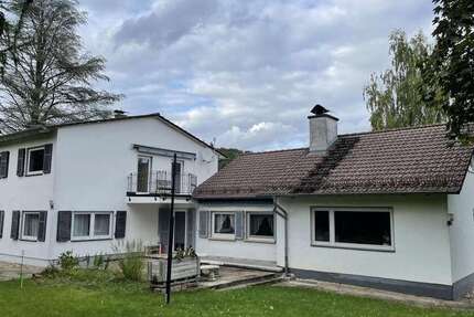 Haus zum Kaufen in Neckargemünd-Waldhilsbach 649.000 € 270 m²