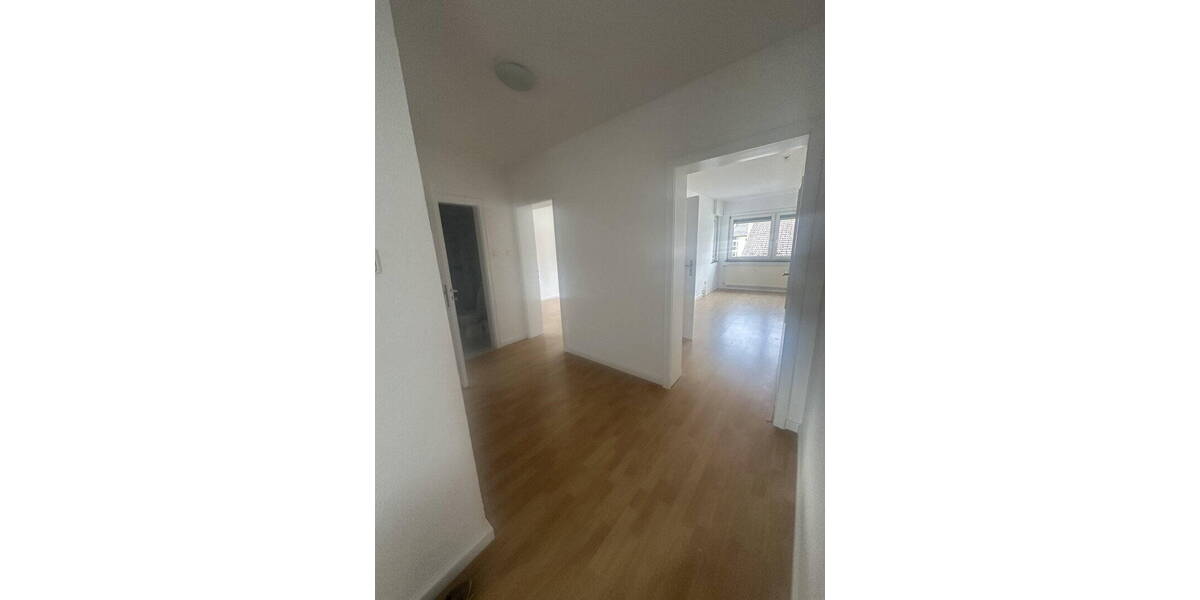 Etagenwohnung Mannheim Neckarstadt - 3 Zimmer, 84 m&sup2;, 1.390&euro; | Angebot:26348114
