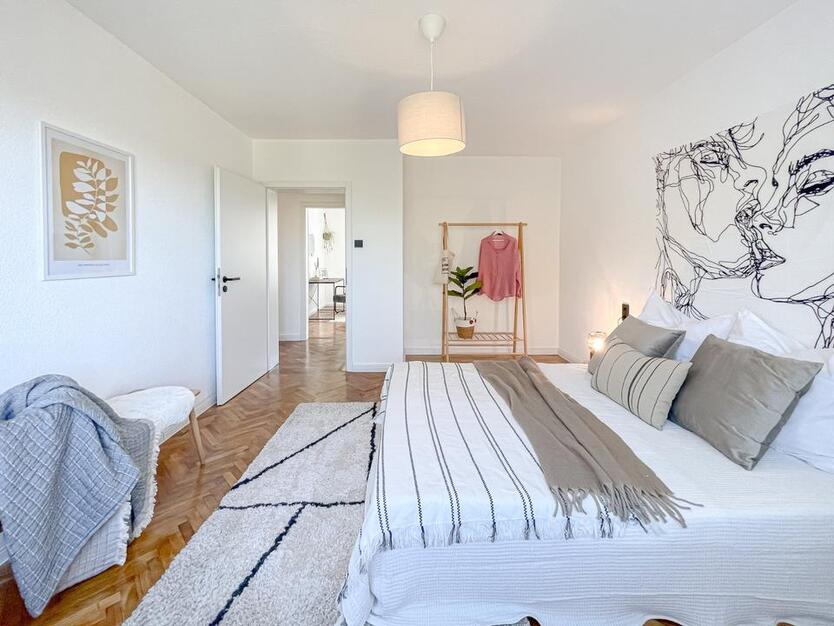 Moderne 2-Zimmer-Wohnung mit Balkon – Frisch Renoviert