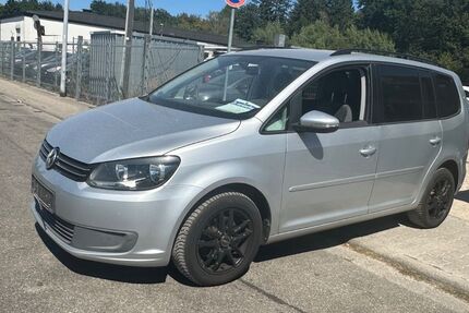 VW Touran 157.000 km 4.199 &euro; Schifferstadt 67105