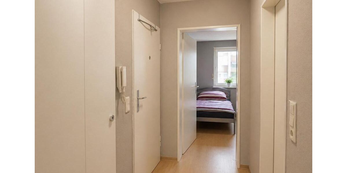 Etagenwohnung Ludwigshafen am Rhein Ludwigshafen-Hemshof - 1 Zimmer, 33 m&sup2;, 650&euro; | Angebot:26335700