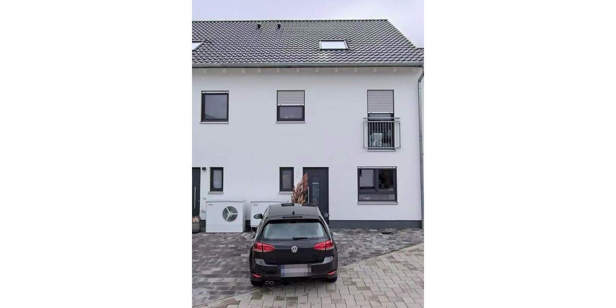 Reihenmittelhaus Grünstadt - 6 Zimmer, 145 m&sup2;, 1.870&euro; | Angebot:25806706