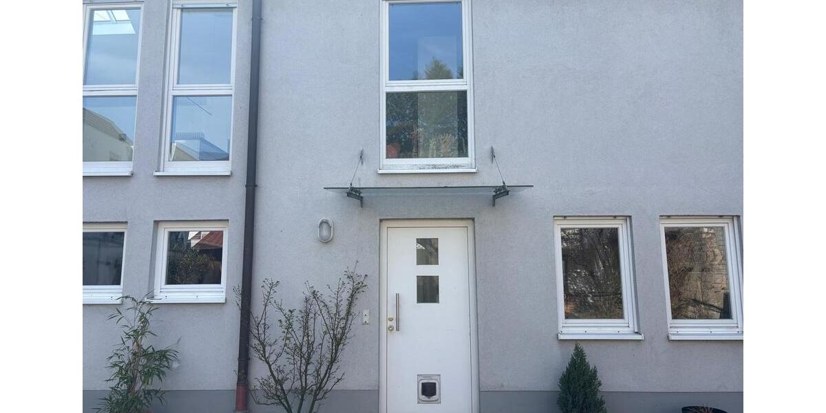 Maisonettenwohnung Ludwigshafen am Rhein Rheingönheim - 3 Zimmer, 150 m&sup2;, 1.500&euro; | Angebot:25784264