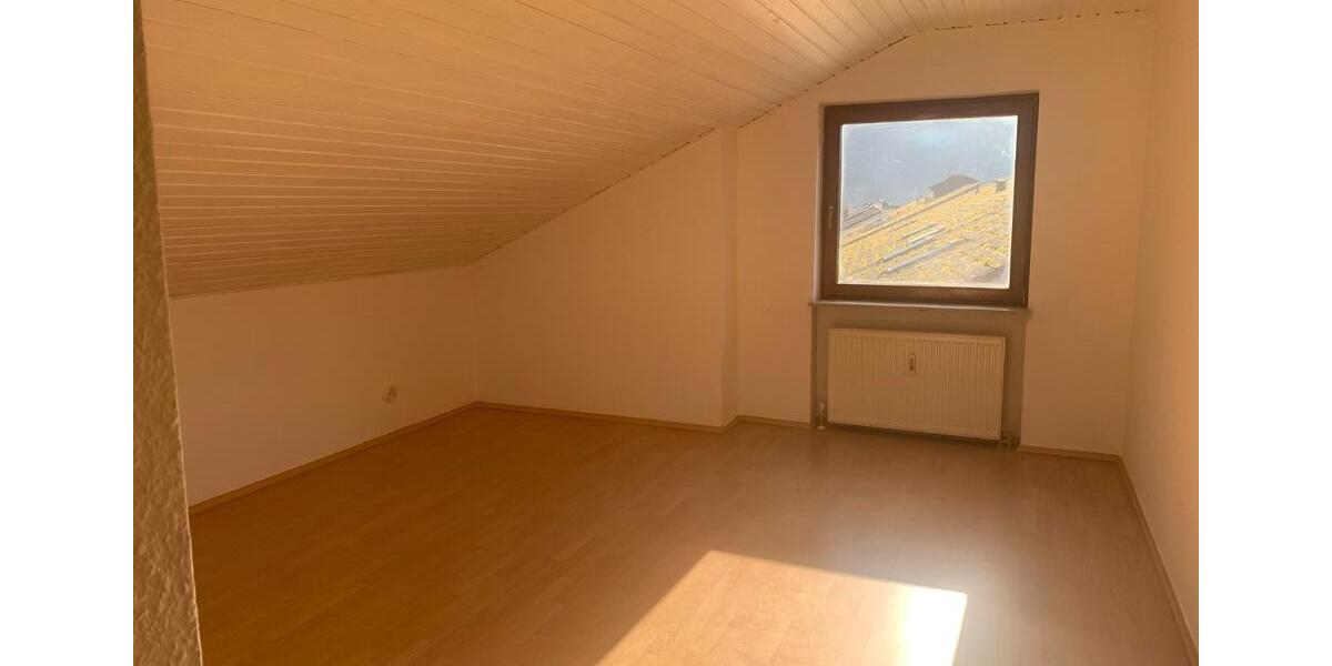 3 WG-Zimmer in 4 Zimmer-Wohnung für befristet bis 30.06.20 4 zimmer