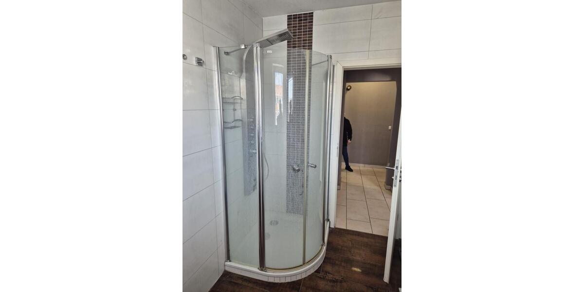 Einfamilienhaus Mannheim Innenstadt - 4 Zimmer, 95 m&sup2;, 1.300&euro; | Angebot:26003394