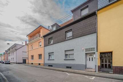 Haus Ludwigshafen am Rhein Edigheim - 7 Zimmer, 228 m&sup2;, 485.000&euro; | Angebot:26619772