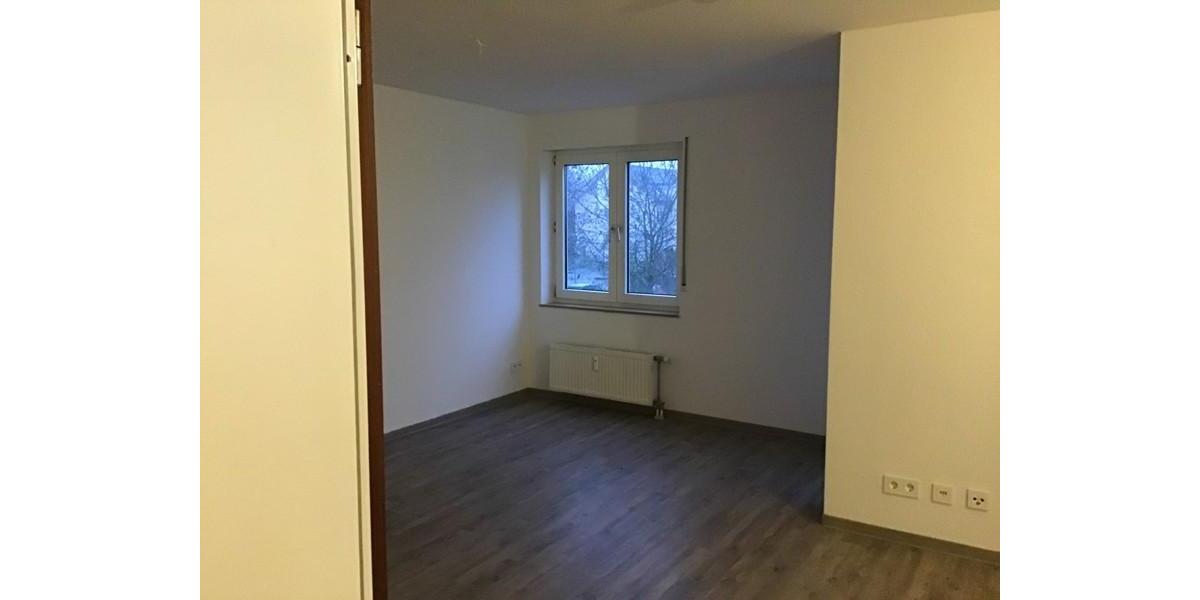 Etagenwohnung Leimen - 2 Zimmer, 67 m&sup2;, 666&euro; | Angebot:26275670