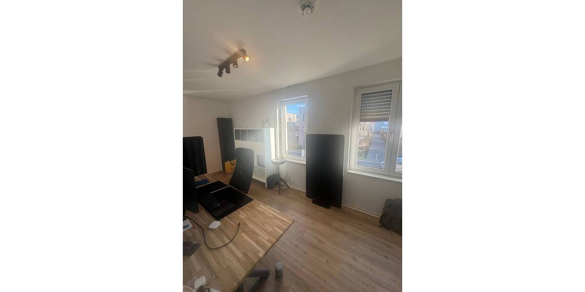 Etagenwohnung Mannheim Käfertal - 3 Zimmer, 90 m&sup2;, 1.386&euro; | Angebot:26259340