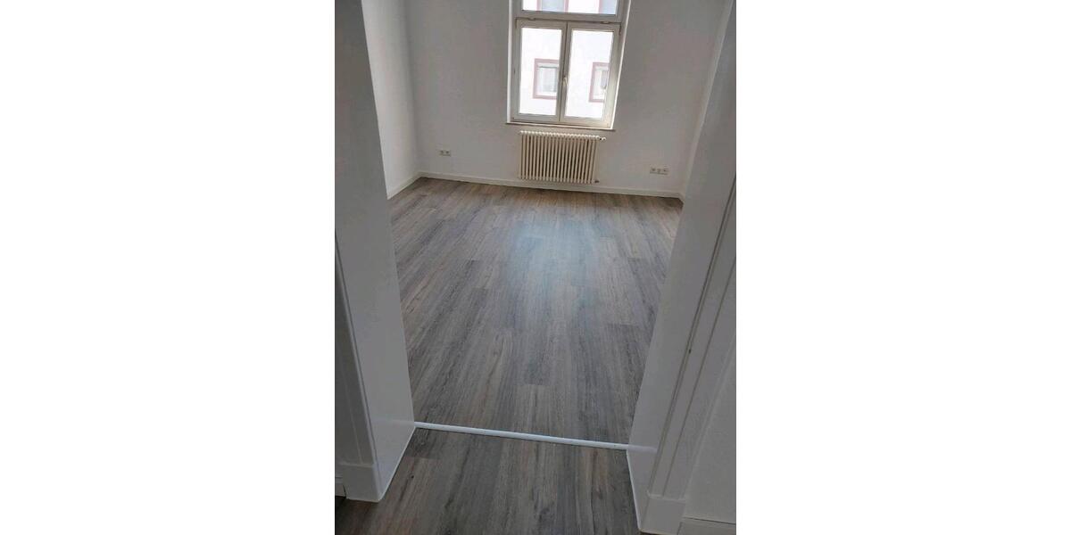 Etagenwohnung Speyer - 4 Zimmer, 100 m&sup2;, 450.000&euro; | Angebot:26790323
