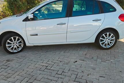 Renault Clio 292.000 km 2.350 &euro; Rödersheim-Gronau 67127