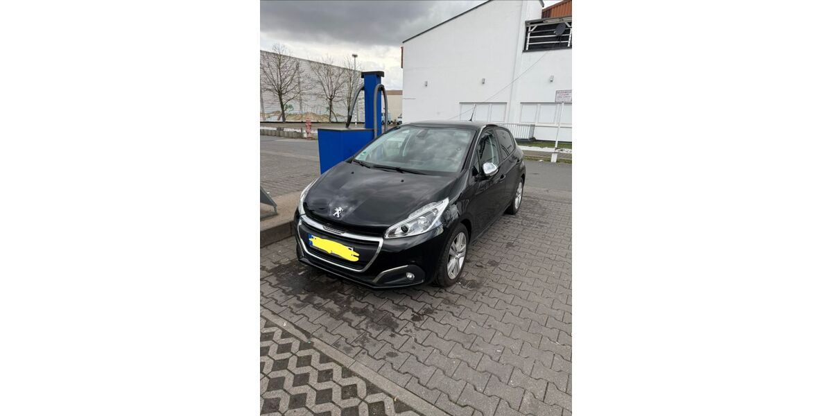 Peugeot 208 39.700 km 9.390 &euro; Lampertheim 68623
