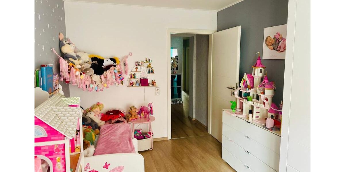 3 Zimmer Wohnung zum Verkauf. 3 zimmer