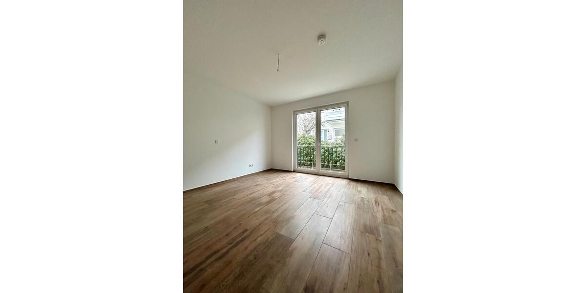 Erdgeschoßwohnung Schriesheim - 4 Zimmer, 137 m&sup2;, 2.300&euro; | Angebot:24643629