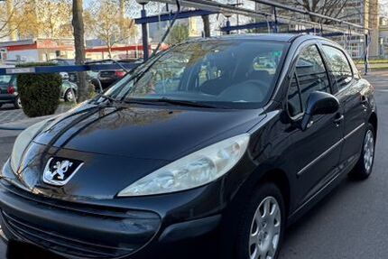 Peugeot 207 191.000 km 1.090 &euro; Mannheim 68159