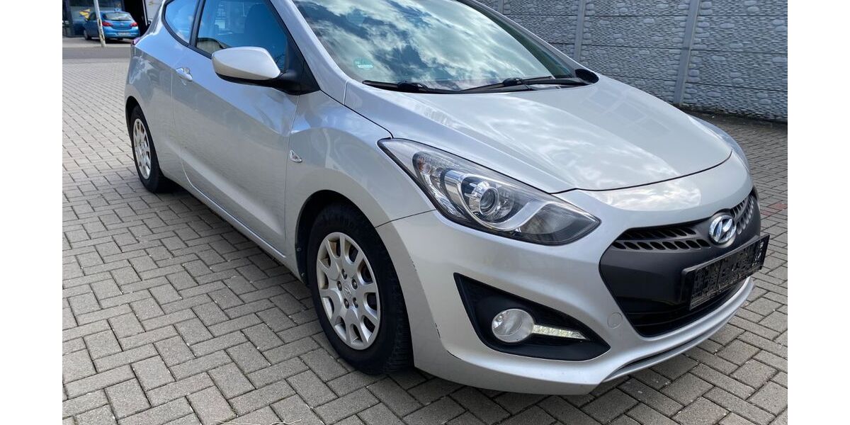 Hyundai i30 239.000 km 3.500 &euro; Osthofen 67574