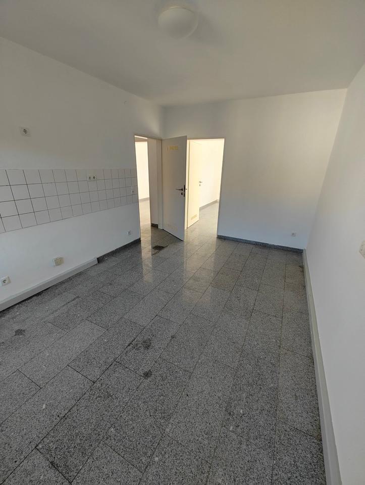 Exklusive 2-Zimmer-Wohnung mit Balkon in Ludwigshafen am Rhein