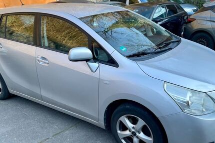 Toyota Verso 289.000 km 4.300 &euro; Lautertal-Lautern 64686