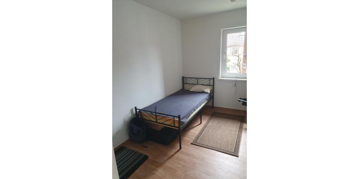Etagenwohnung Ludwigshafen am Rhein Mundenheim - 15 Zimmer, 23 m&sup2;, 250&euro; | Angebot:25231989