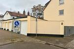 3-Familienhaus + 5 Garagen - Zentrale Lage 9 zimmer