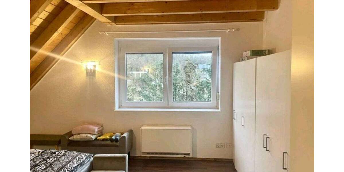 Etagenwohnung Wiesloch - 5 Zimmer, 190 m&sup2;, 1.600&euro; | Angebot:24040687