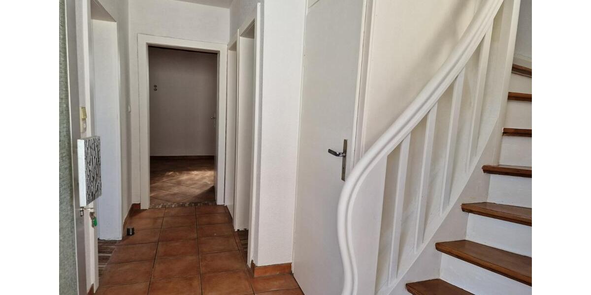 Einfamilienhaus Haßloch - 4 Zimmer, 110 m&sup2;, 1.350&euro; | Angebot:24535824