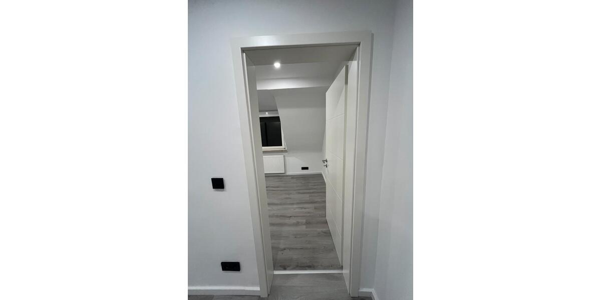 Dachgeschoßwohnung Ludwigshafen am Rhein Ludwigshafen-Hemshof - 2 Zimmer, 57 m&sup2;, 1.000&euro; | Angebot:26288388