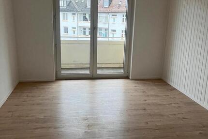 Wohnung Ludwigshafen am Rhein Parkinsel - 3 Zimmer, 74 m&sup2;, 980&euro; | Angebot:27603601