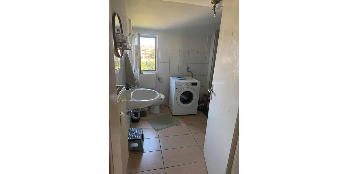 Etagenwohnung Edingen-Neckarhausen Neckarhausen - 1 Zimmer, 55 m&sup2;, 750&euro; | Angebot:26182207