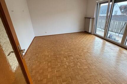 Wohnung Hockenheim - 4 Zimmer, 90 m&sup2;, 1.360&euro; | Angebot:25216188