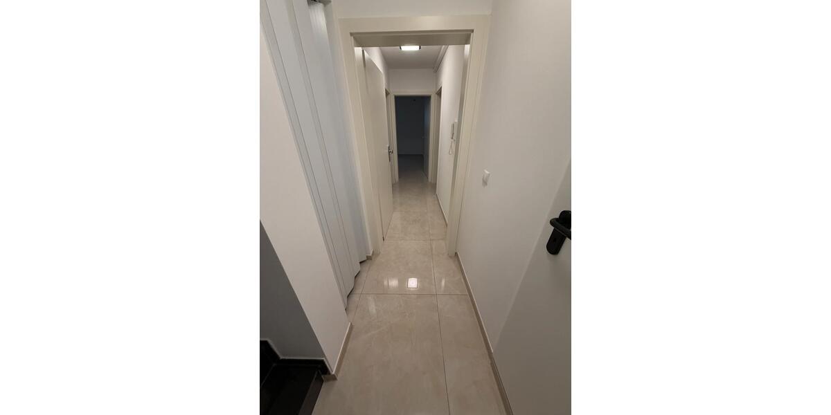 Vermiete 3-4 Zi. + 2 Bäder und Garten in Lu-Oggersheim 3.5 zimmer